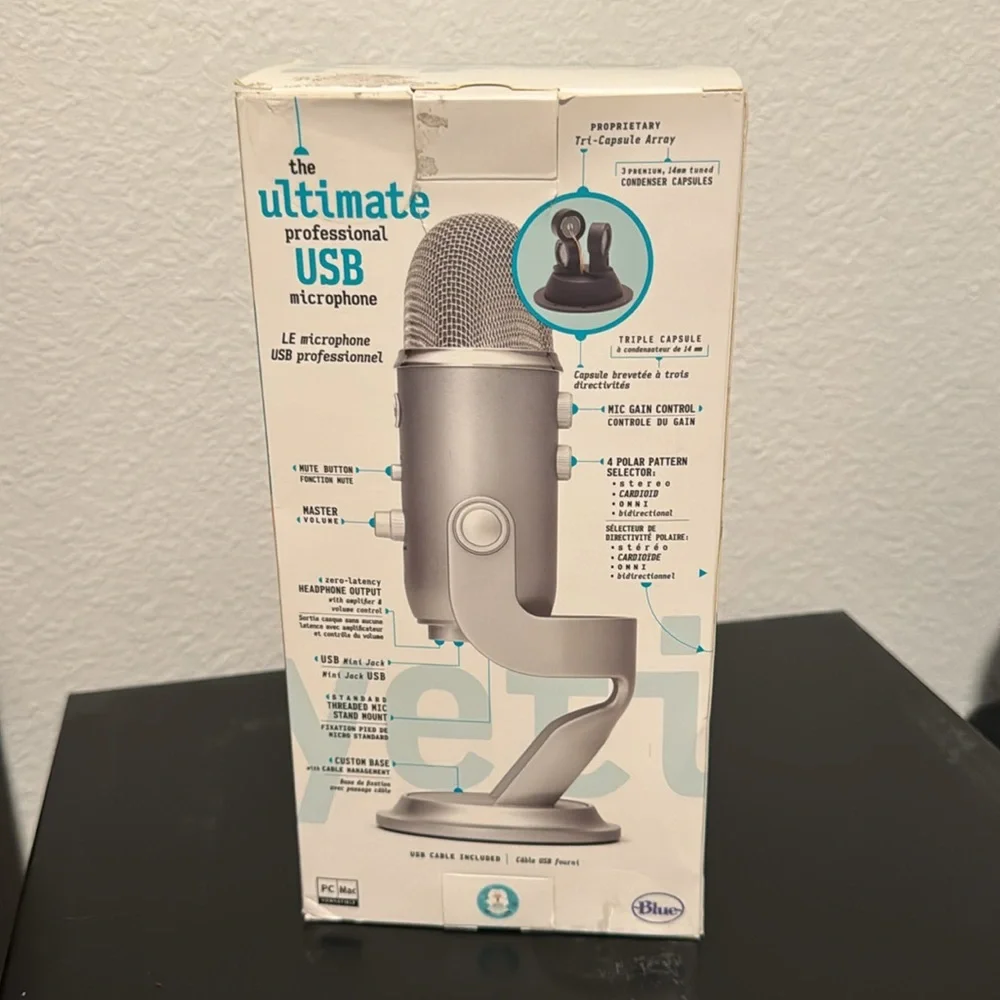 Blue Yeti USB Microphone (White Mist)